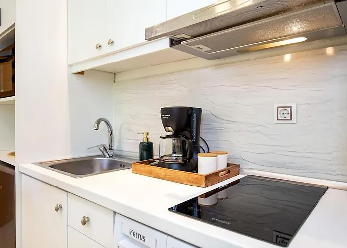 3 Διαμέρισμα *